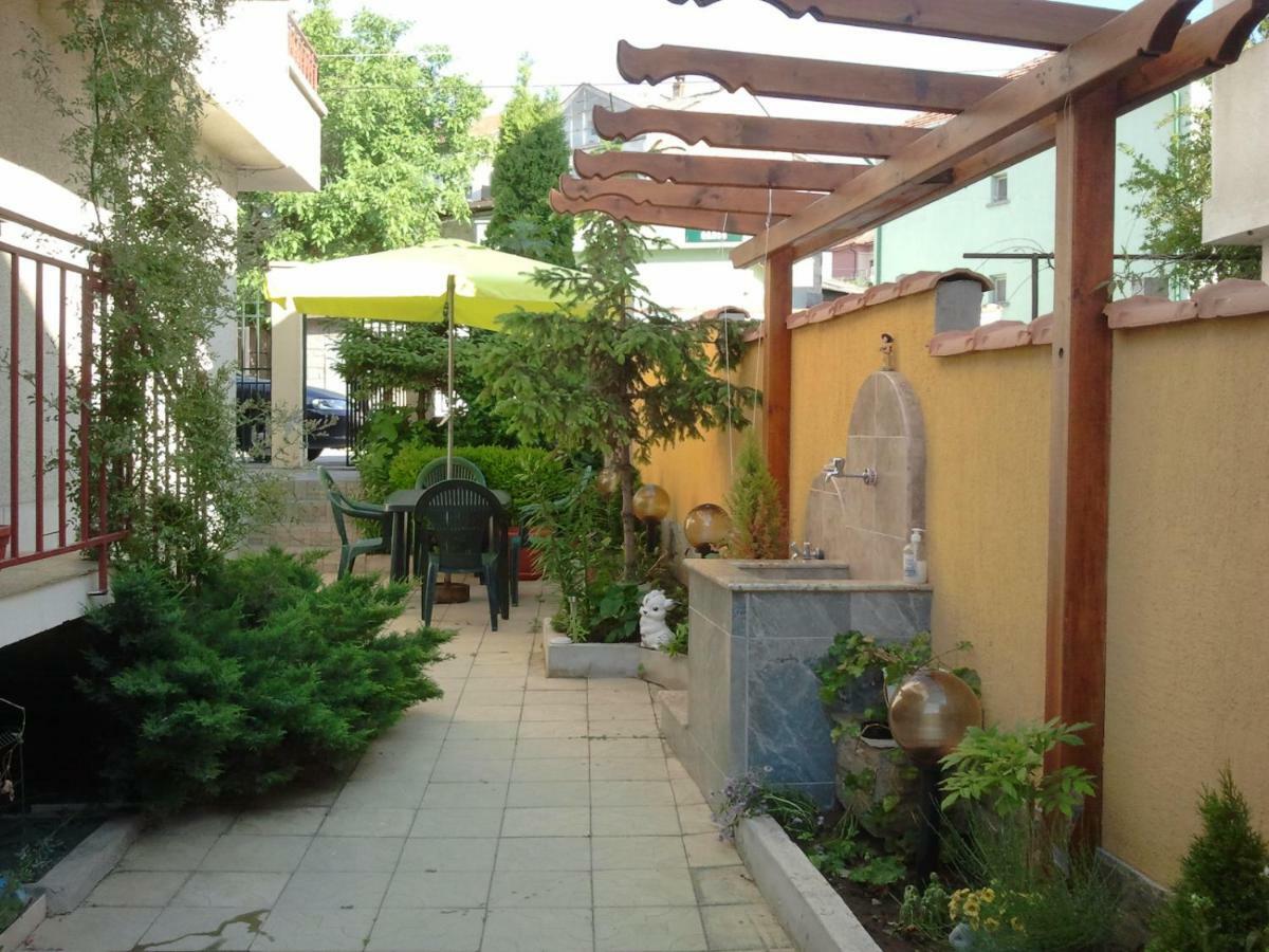 Vila Riviera Chernomorets Luaran gambar