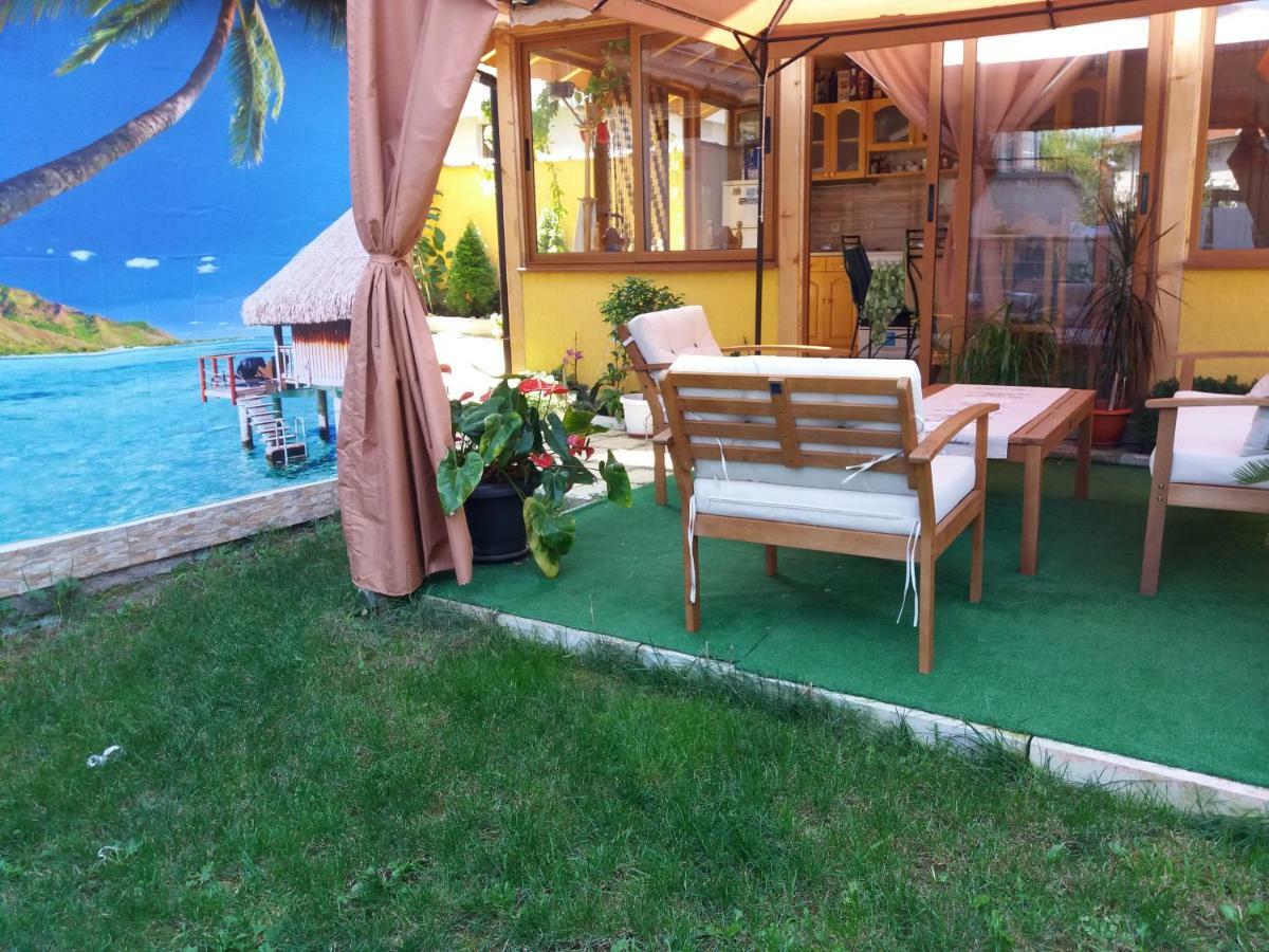 Vila Riviera Chernomorets Luaran gambar